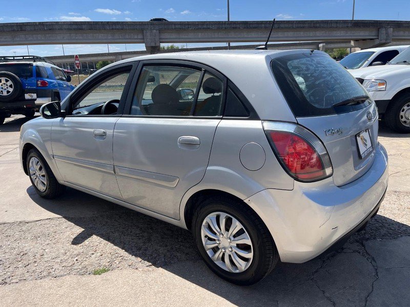 Used 2011 Kia Rio5 image 6