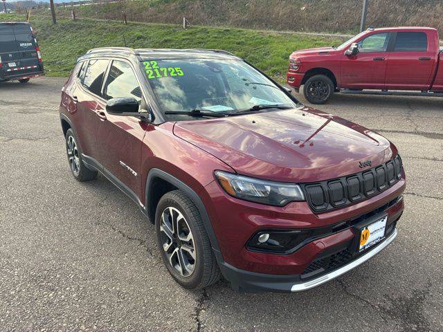 Certified 2022 Jeep Compass Limited AWD/4WD image 3