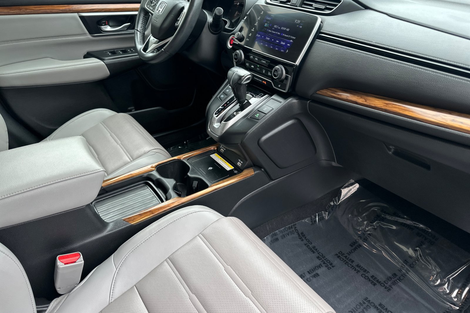 Used 2020 Honda CR-V Touring image 16