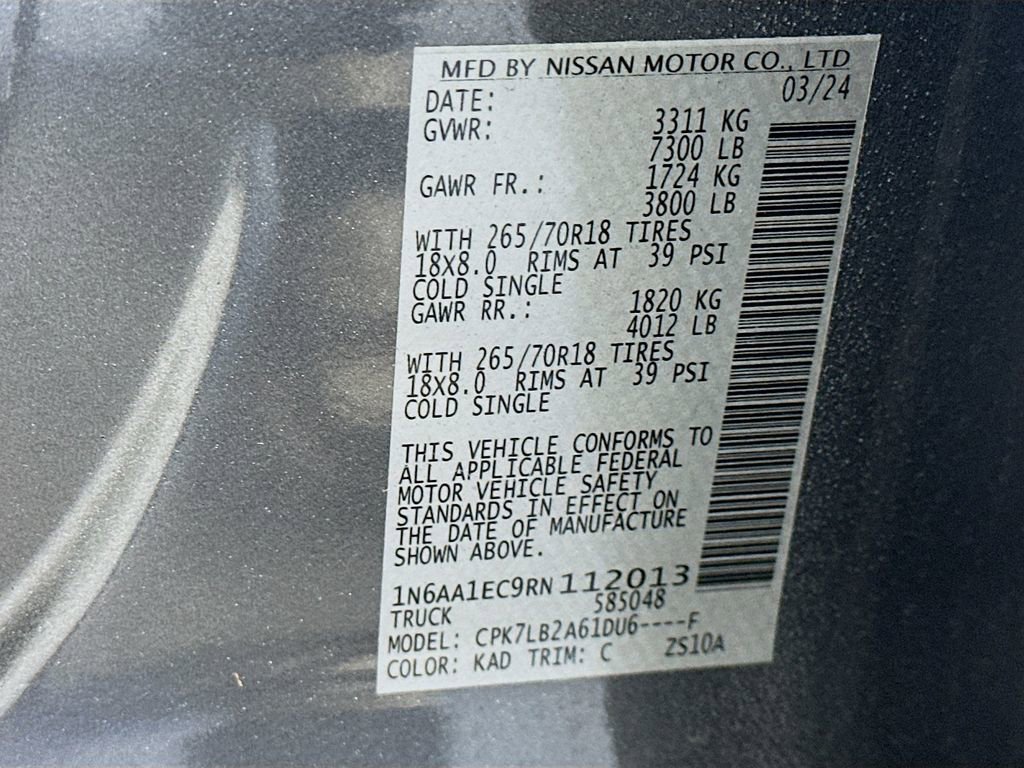 Used 2024 Nissan Titan SV AWD/4WD image 35