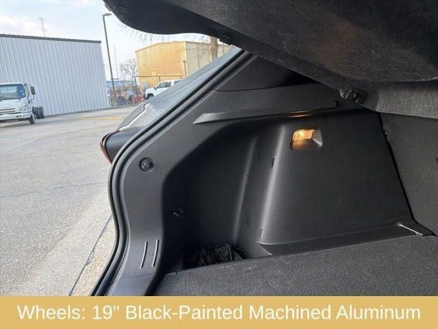 Used 2025 Chevrolet Trax RS w/ Driver Confidence Package image 20