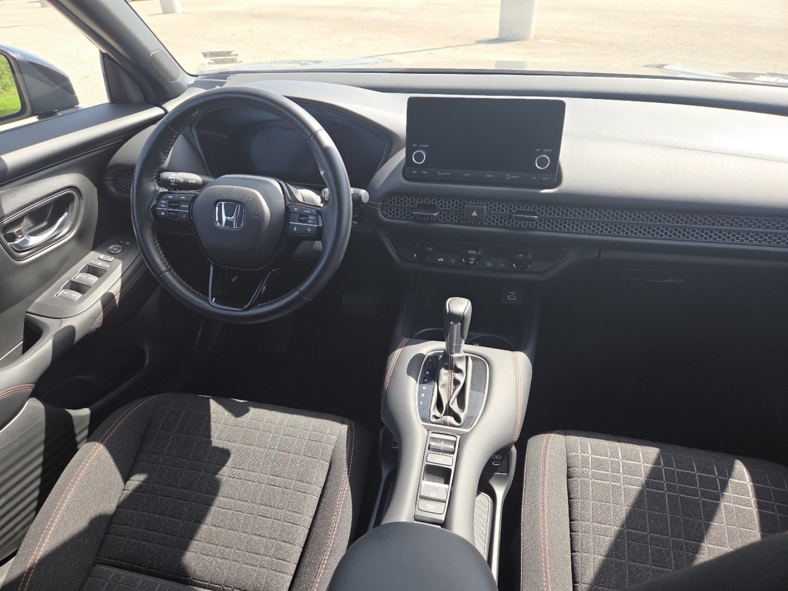 Used 2025 Honda HR-V Sport image 24
