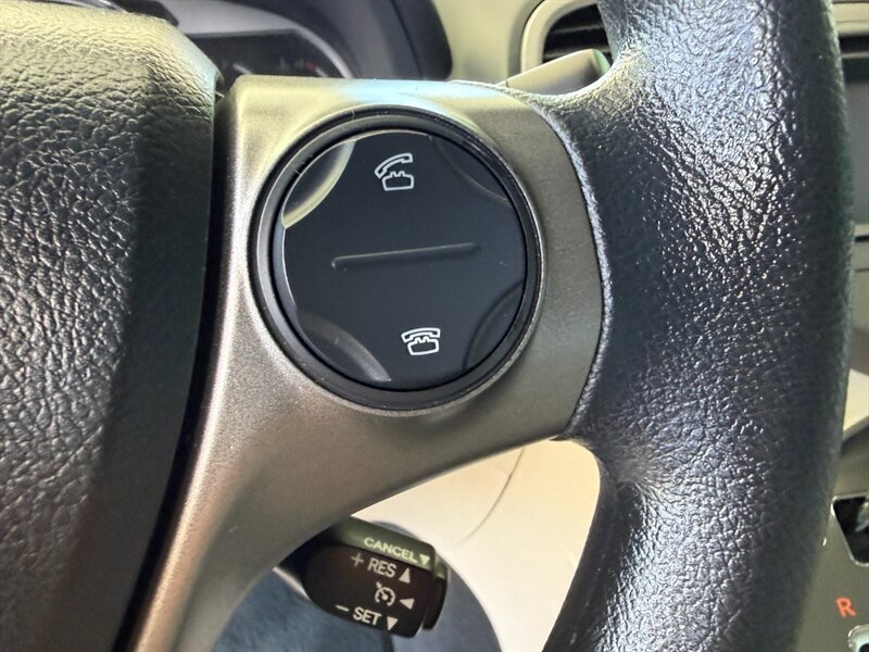 Used 2013 Toyota Venza LE FWD image 20