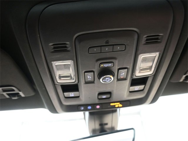 Used 2021 Chevrolet Suburban Premier w/ Premium Package image 12