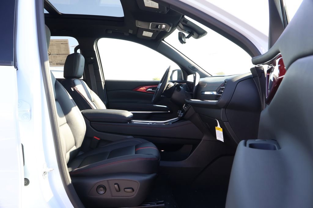 New 2026 Chevrolet Traverse RS w/ LPO, Floor Liner Package image 43
