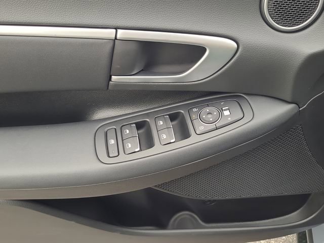 Used 2026 Hyundai Sonata SEL image 12