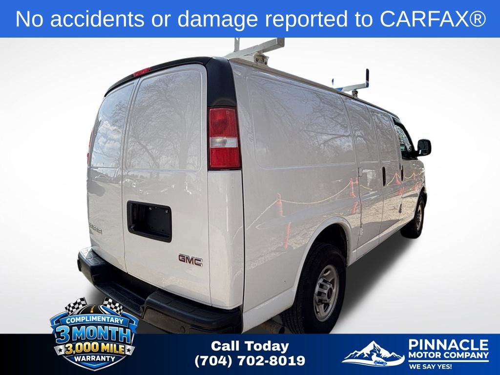 Used 2023 GMC Savana 2500 w/ Driver Convenience Package image 4
