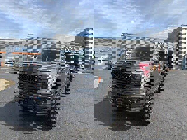 New 2025 Ford F150 Lariat w/ Equipment Group 501A Mid image 2