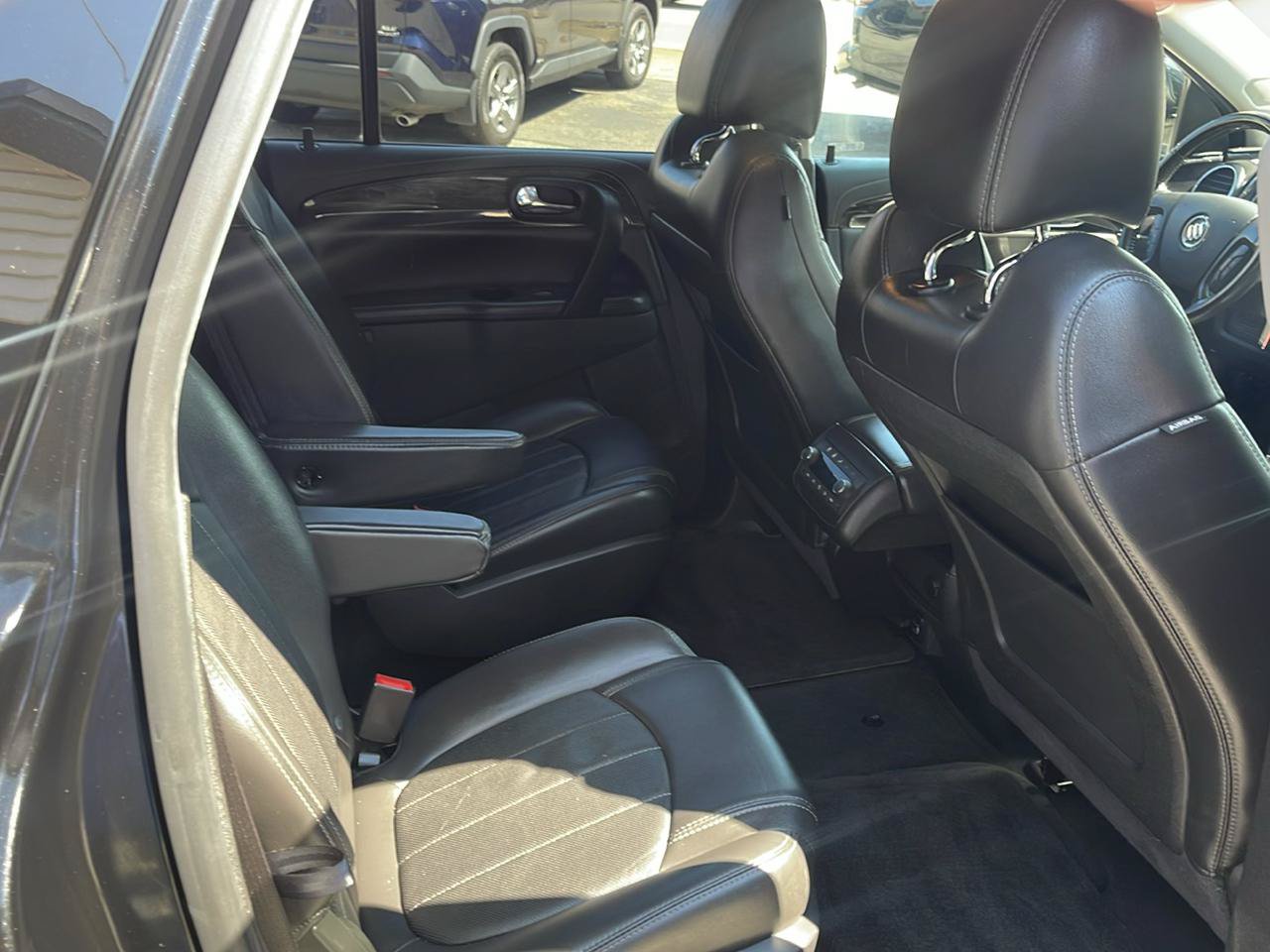 Used 2017 Buick Enclave Leather AWD/4WD image 22
