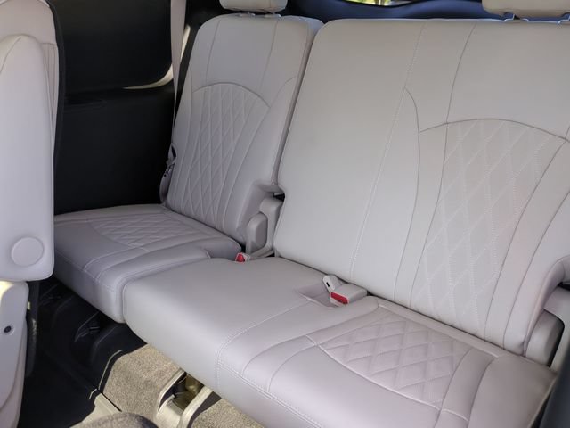 Used 2023 Buick Enclave Avenir w/ Avenir Technology Package FWD image 24