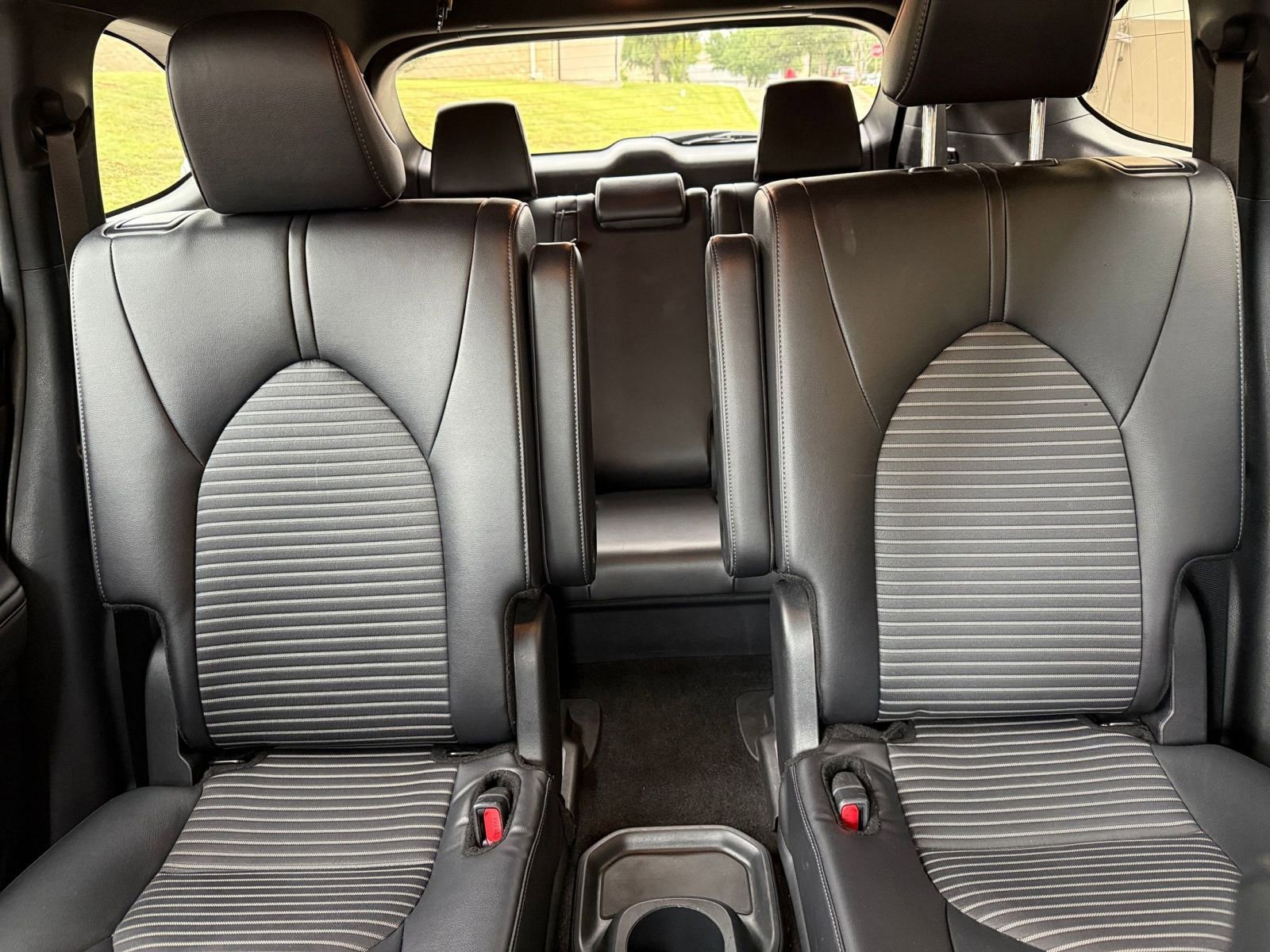 Used 2024 Toyota Highlander XSE FWD image 40