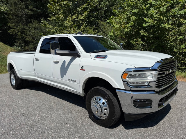 Used 2022 RAM 3500 Laramie AWD/4WD image 4