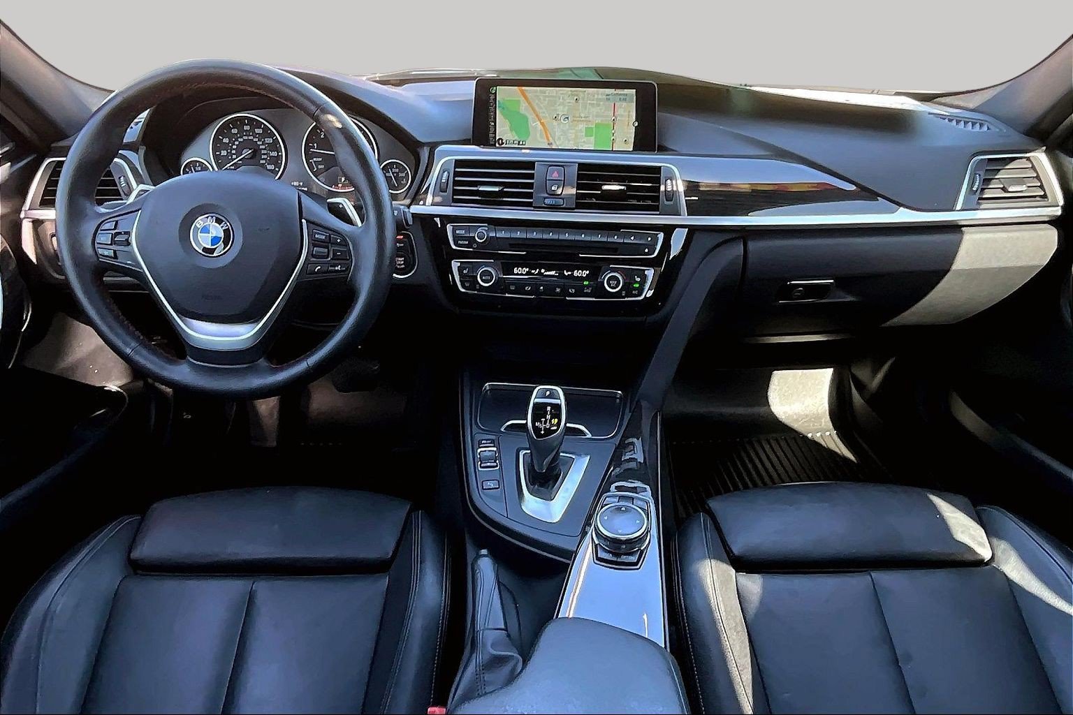 Used 2016 BMW 328i xDrive Sedan AWD/4WD image 14
