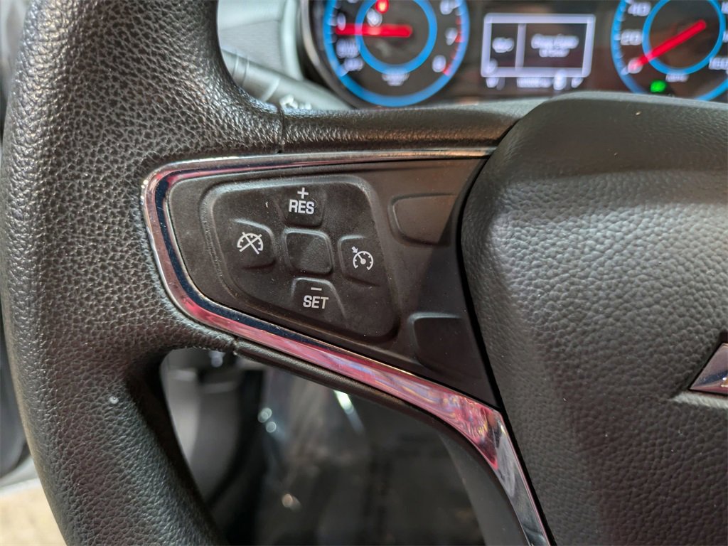 Used 2018 Chevrolet Cruze LT image 16