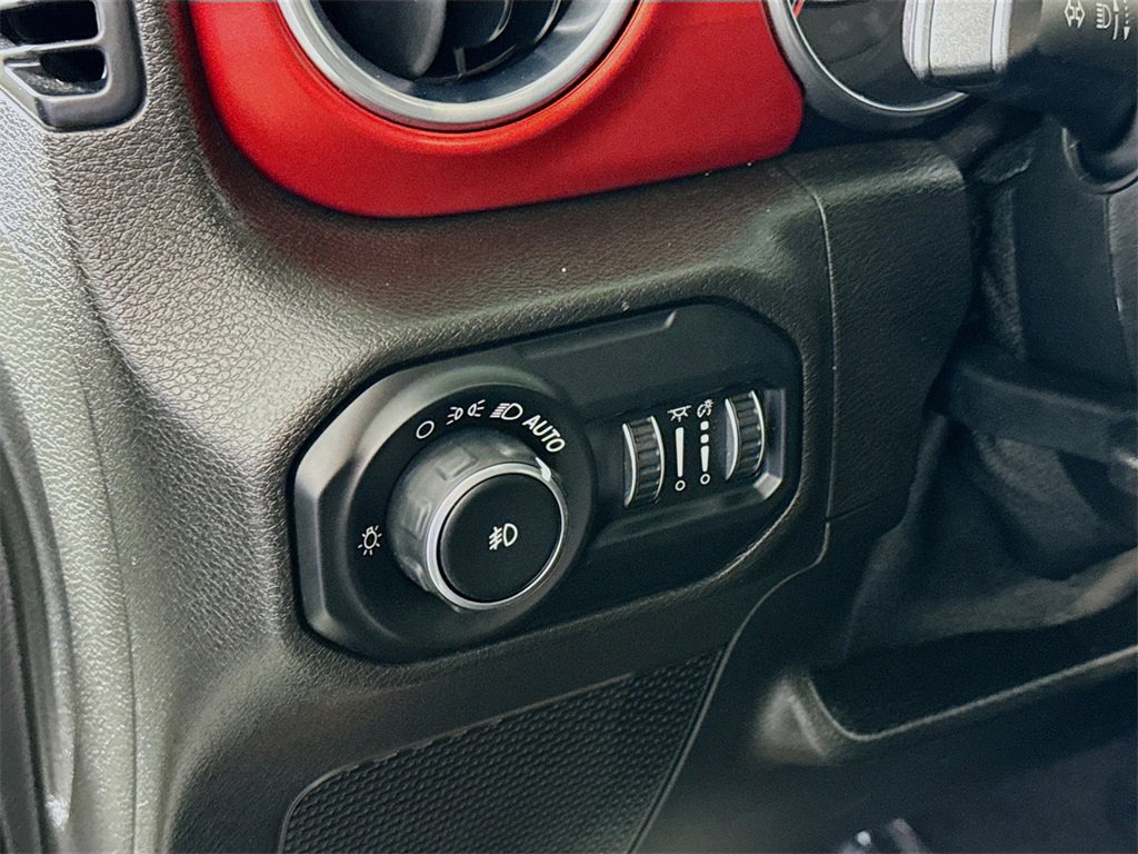 Used 2019 Jeep Wrangler Unlimited Rubicon image 10