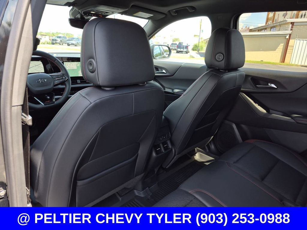 Used 2027 Chevrolet Equinox RS w/ Safety and Technology Package AWD/4WD image 39