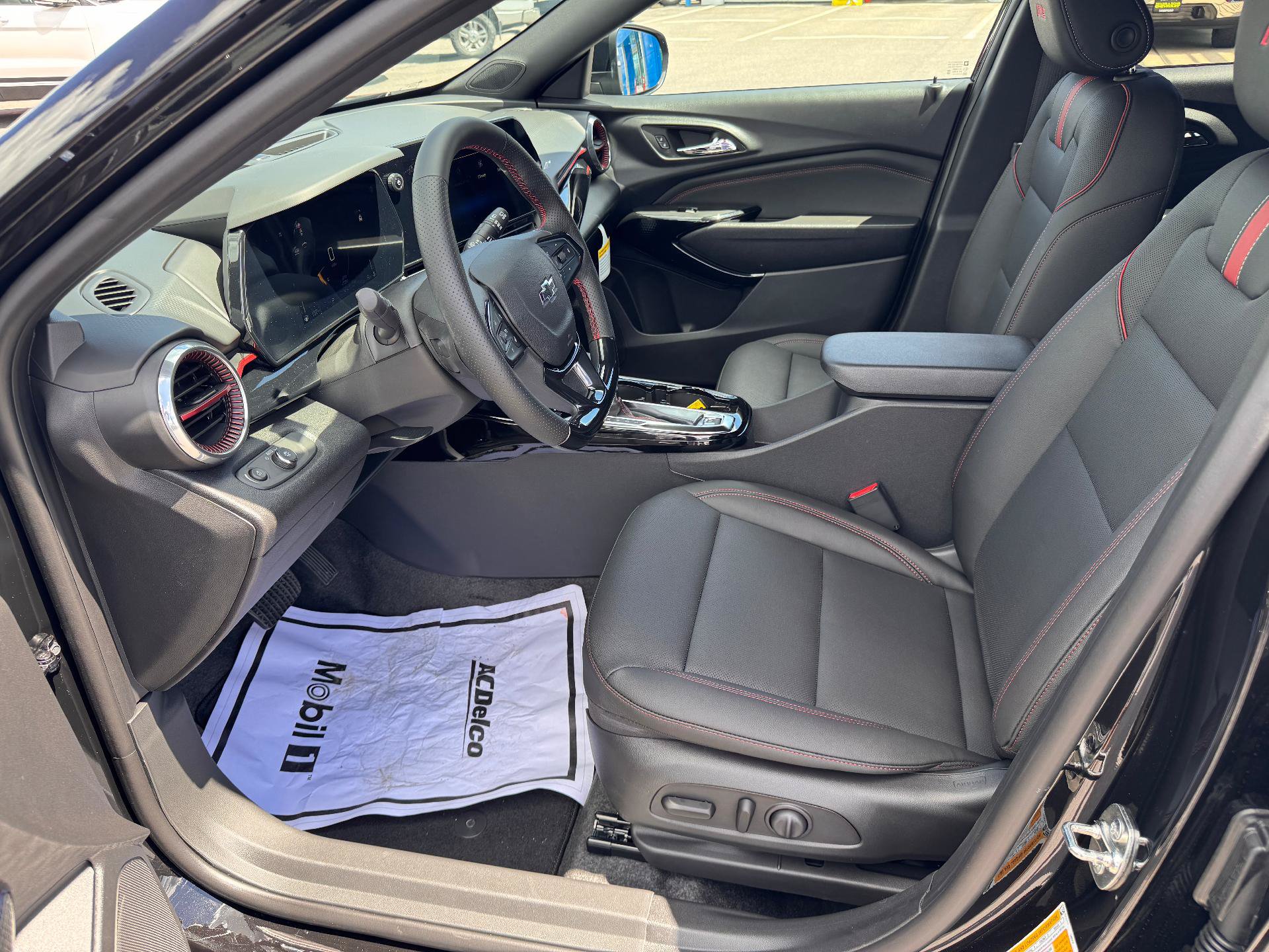 New 2026 Chevrolet Trax RS w/ Driver Confidence Package FWD image 10