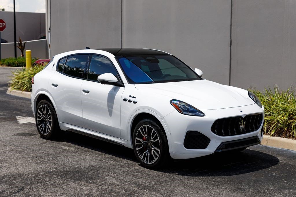 Certified 2023 Maserati Grecale Modena AWD/4WD image 7