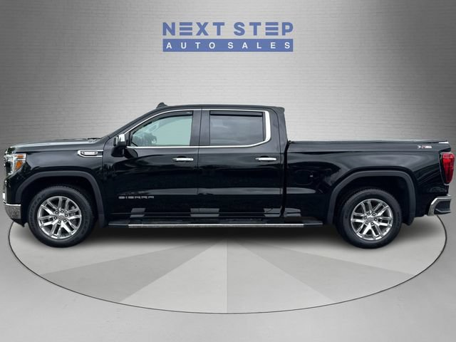 Used 2022 GMC Sierra 1500 SLT w/ SLT Premium Plus Package AWD/4WD image 4