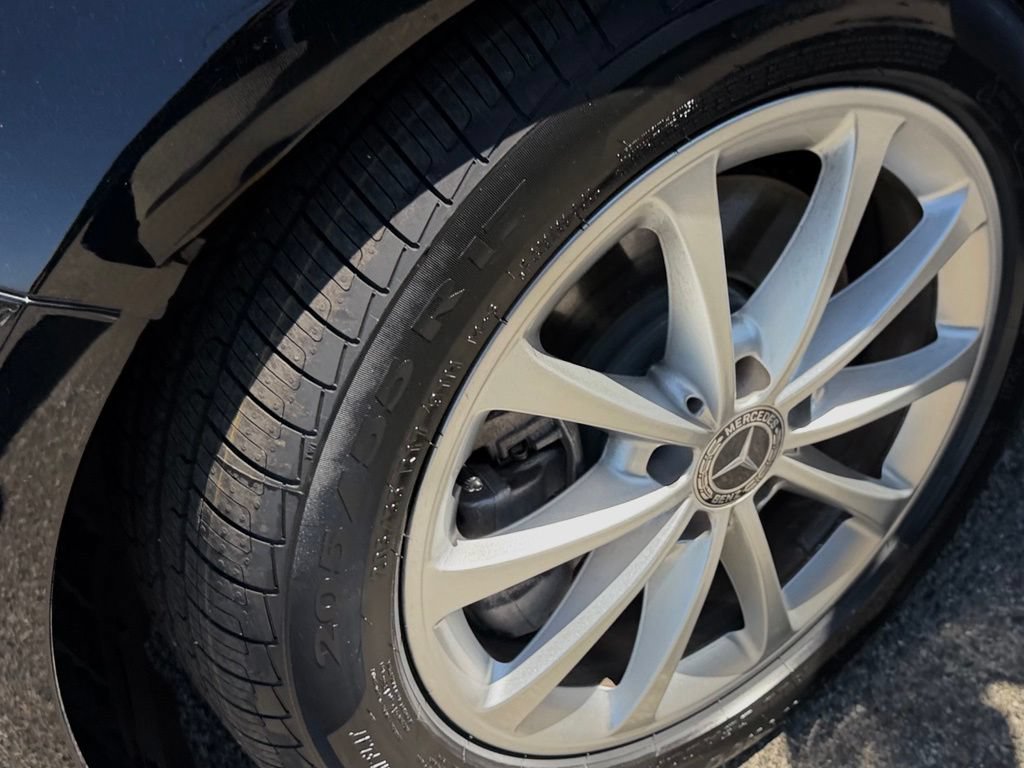 Certified 2021 Mercedes-Benz A 220 image 12