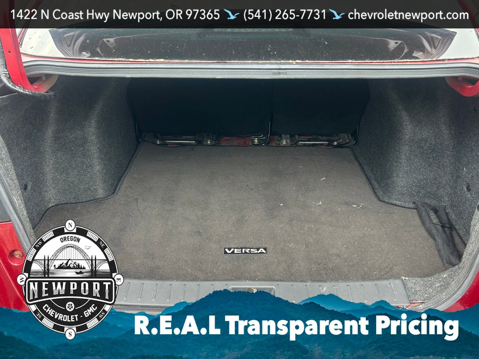 Used 2021 Nissan Versa SV FWD image 32
