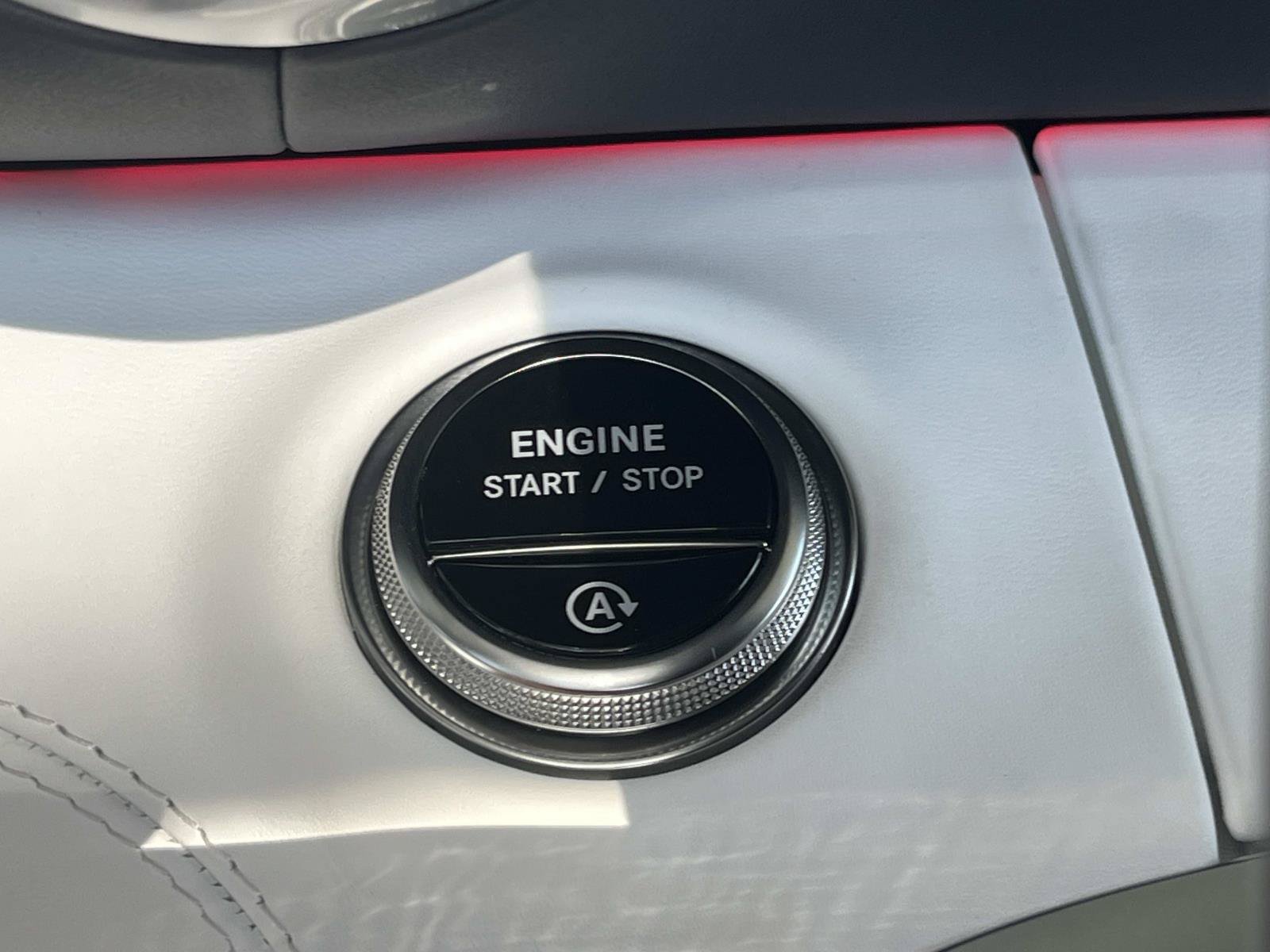Certified 2026 Mercedes-Benz Maybach SL 680 image 32