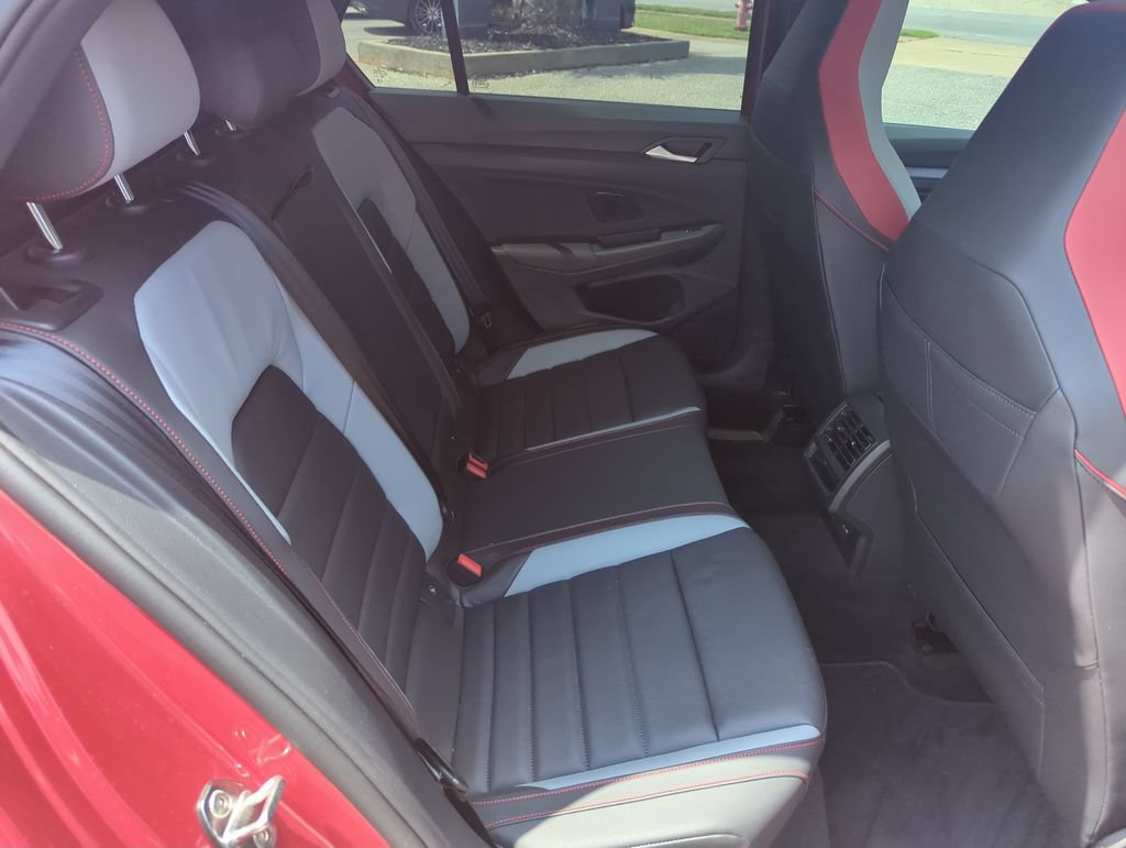 Certified 2026 Volkswagen GTI SE FWD image 33