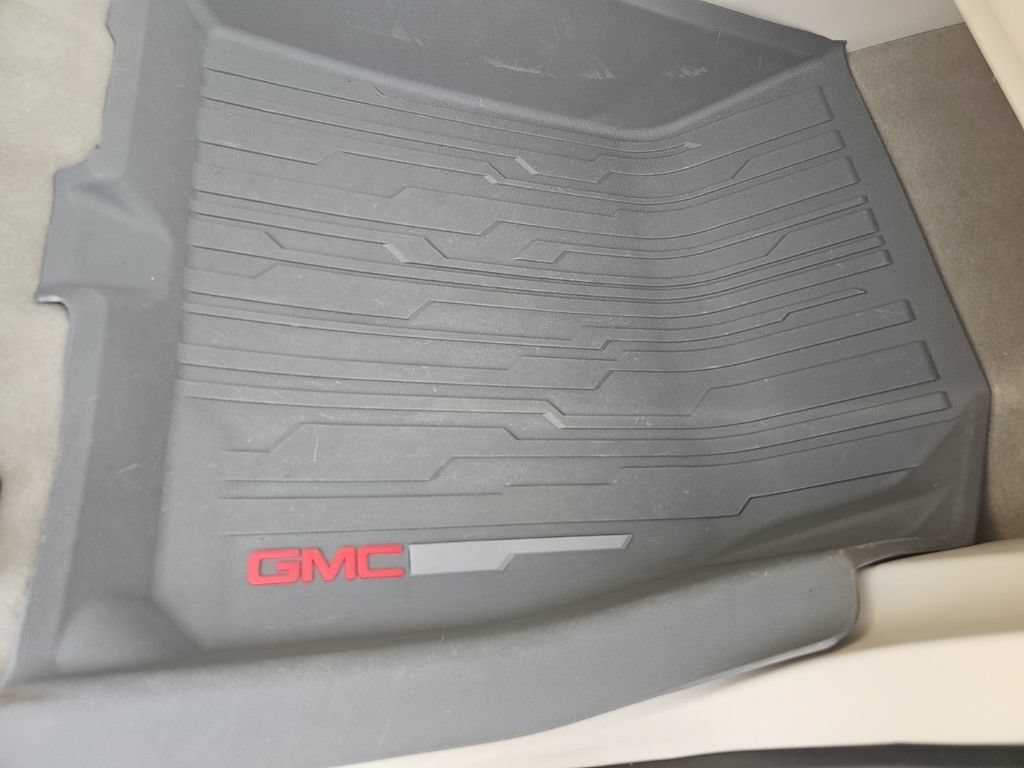 Used 2023 GMC Acadia Denali w/ Denali Ultimate Package AWD/4WD image 33