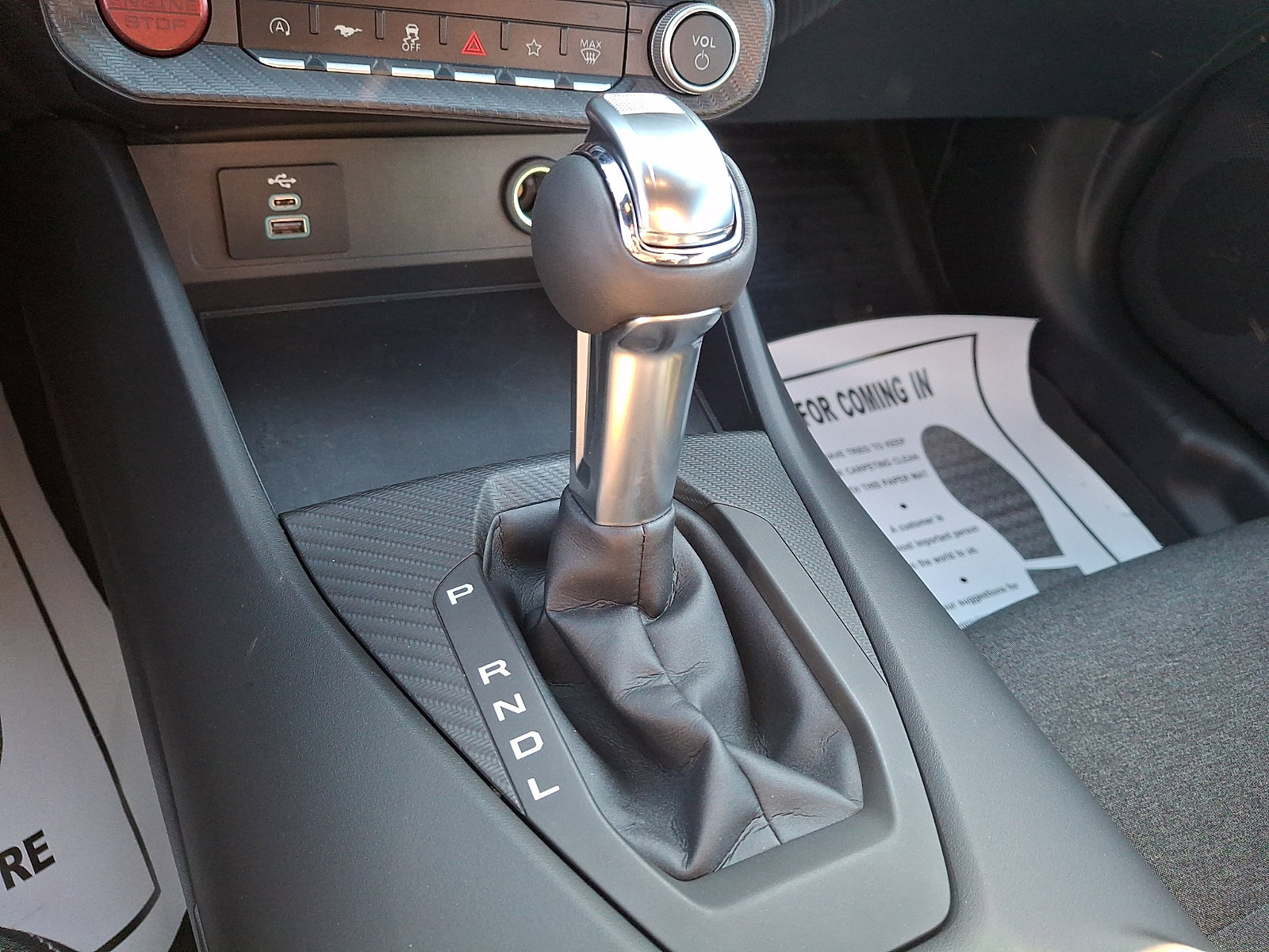 Certified 2025 Ford Mustang Coupe image 14