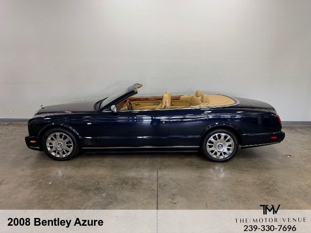 Used 2008 Bentley Azure RWD image 9