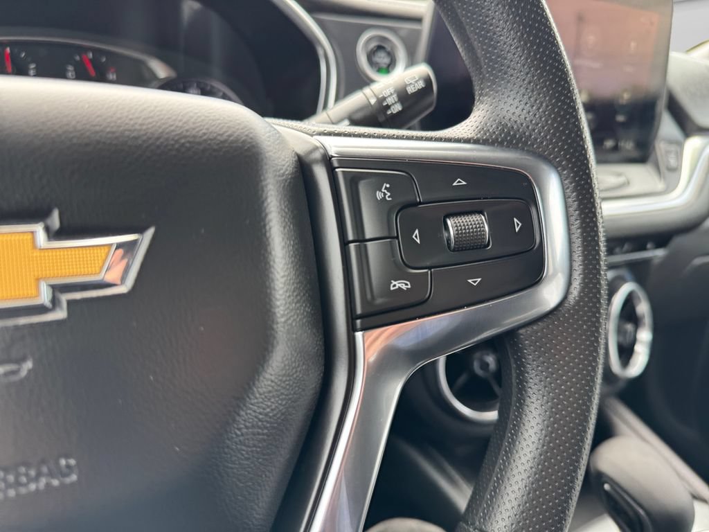 Used 2024 Chevrolet Blazer LT AWD/4WD image 16