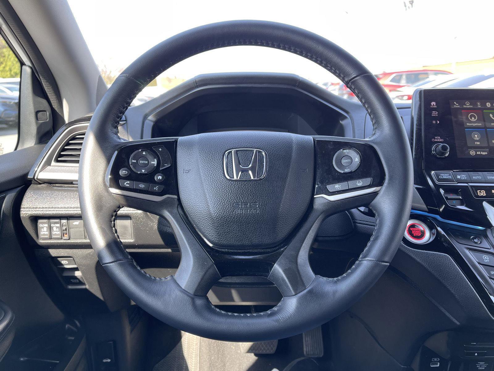Used 2023 Honda Odyssey Touring image 6