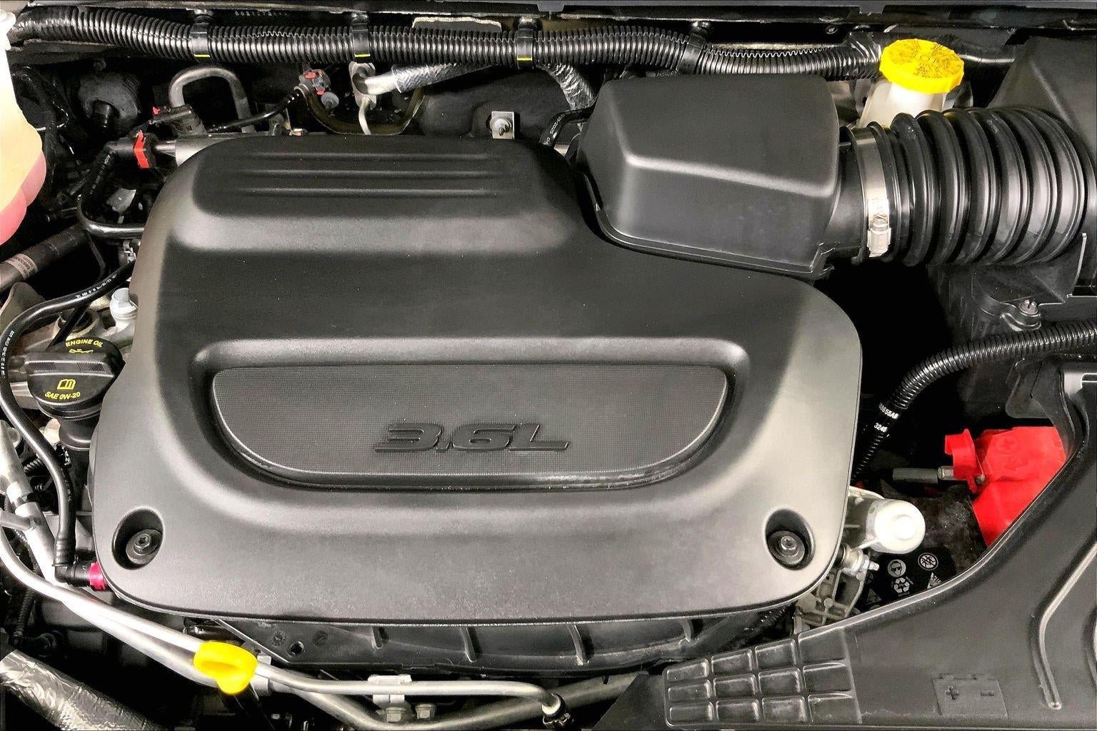 Used 2026 Chrysler Pacifica Select FWD image 10