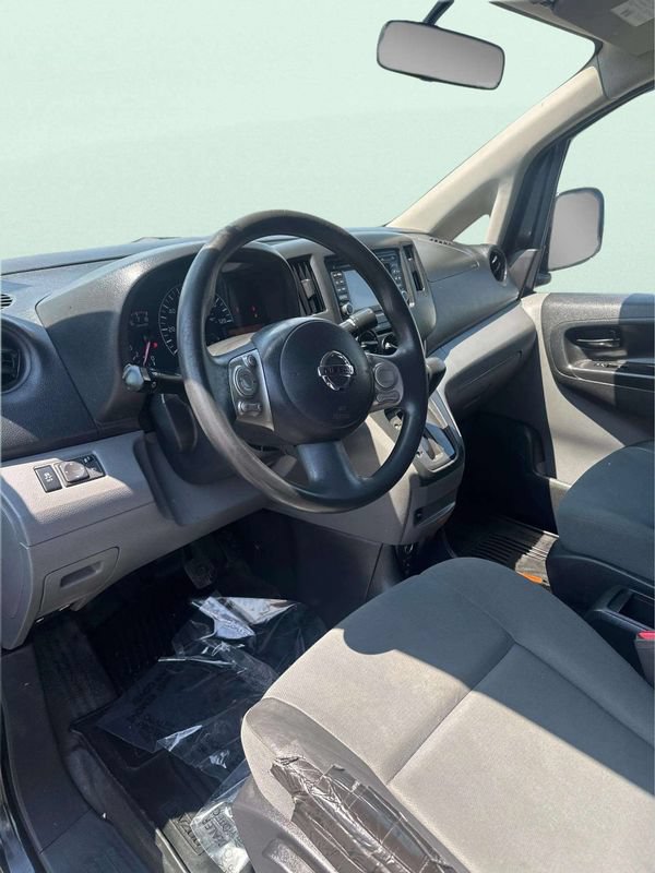 Used 2015 Nissan NV200 SV w/ Technology Package FWD image 14