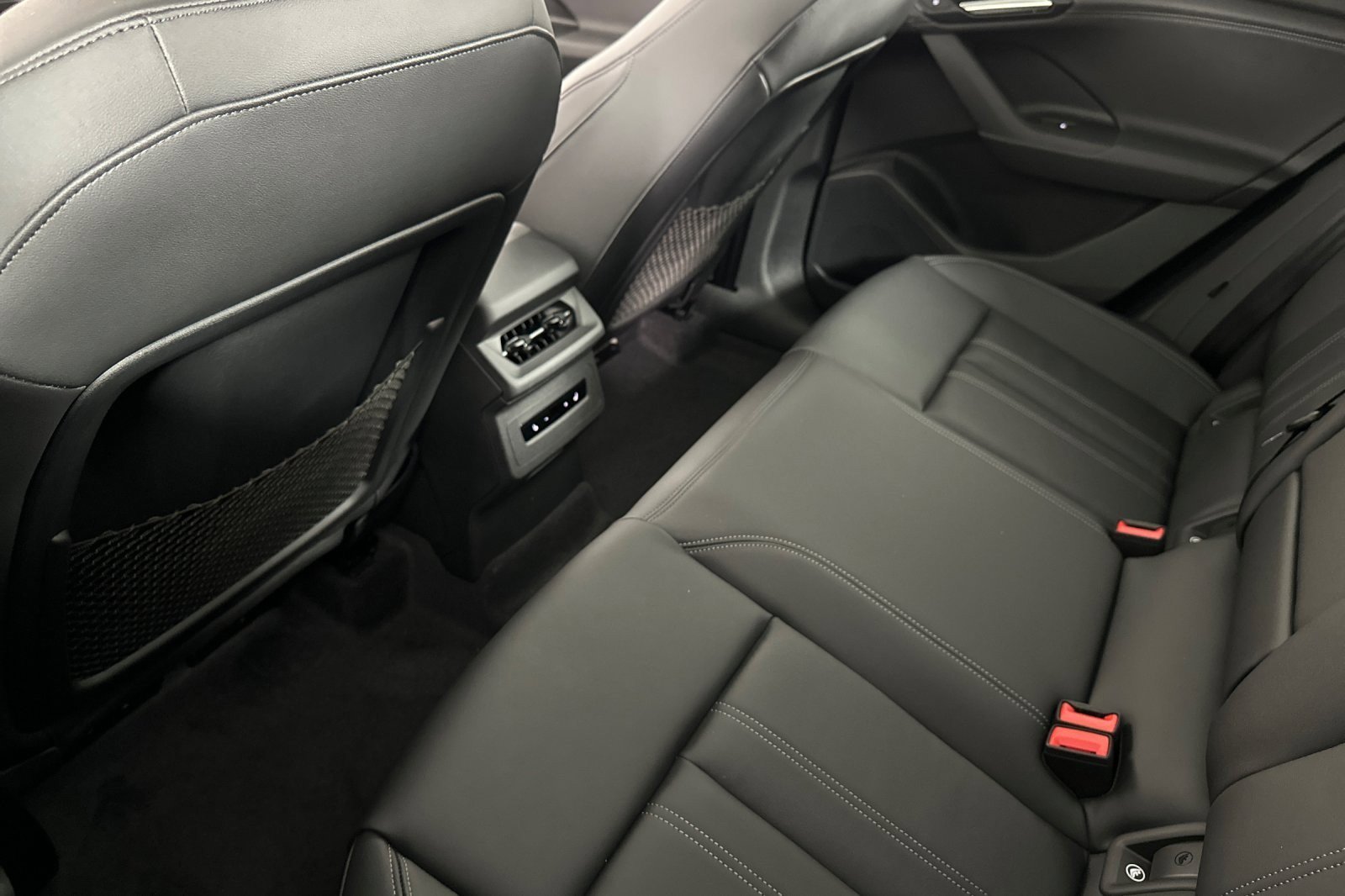New 2025 Audi Q6 e-tron Premium Plus RWD image 11