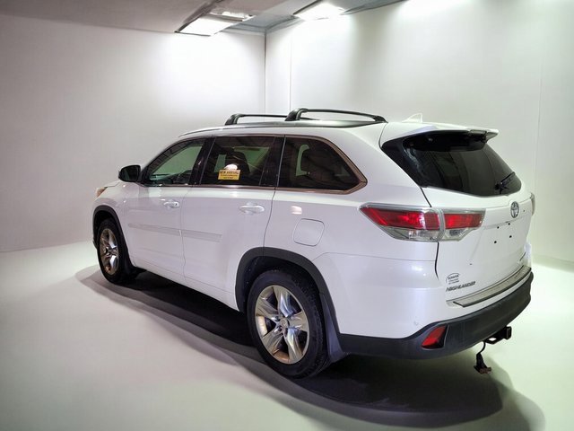 Used 2015 Toyota Highlander Limited image 21