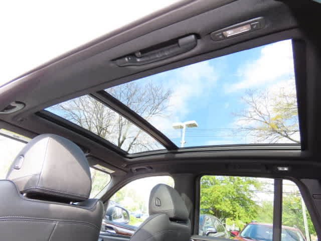 Used 2024 BMW X3 xDrive30i w/ Premium Package w/ZPA AWD/4WD image 16