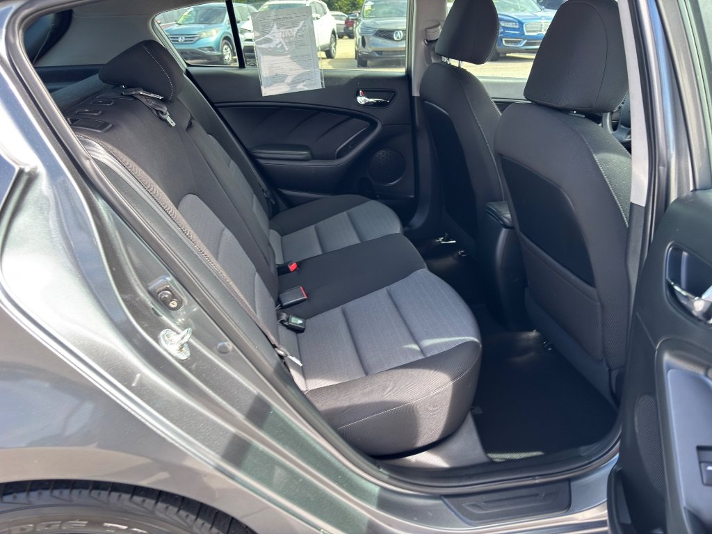Used 2016 Kia Forte LX FWD image 21