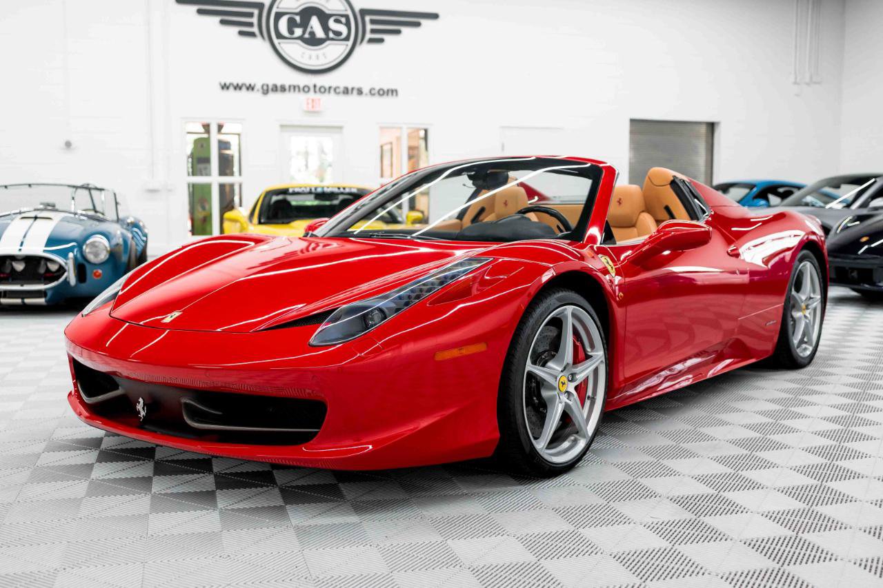 Used 2013 Ferrari 458 Spider RWD image 4