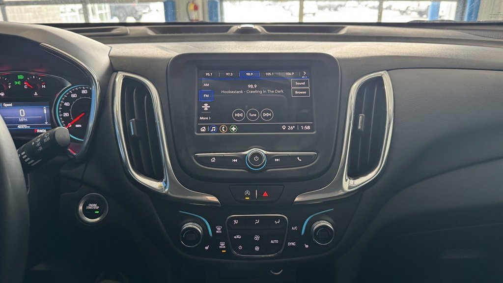 Used 2023 Chevrolet Equinox LT image 23