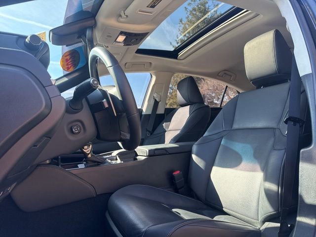 Used 2021 Lexus ES 250 w/ Premium Package image 11