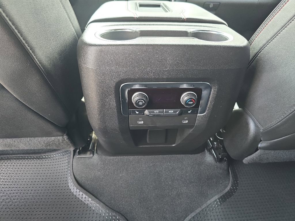 Used 2022 Chevrolet Tahoe RST w/ Luxury Package image 18