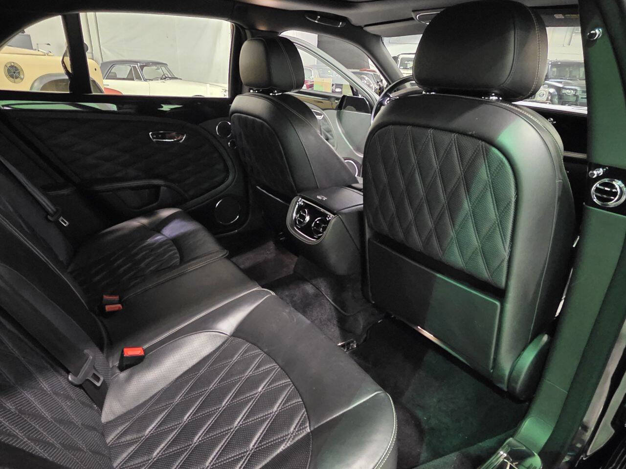Used 2017 Bentley Mulsanne RWD image 46