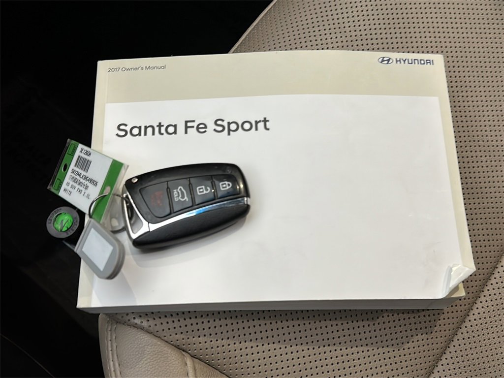 Used 2017 Hyundai Santa Fe Sport image 32