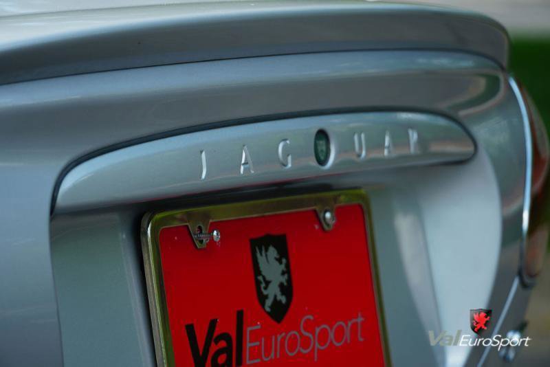 Used 2005 Jaguar XK8 Convertible image 31