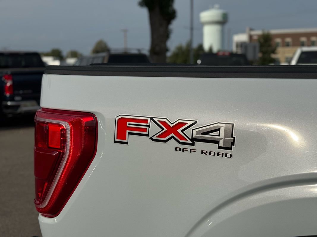 Used 2022 Ford F150 XLT w/ Equipment Group 302A High image 10
