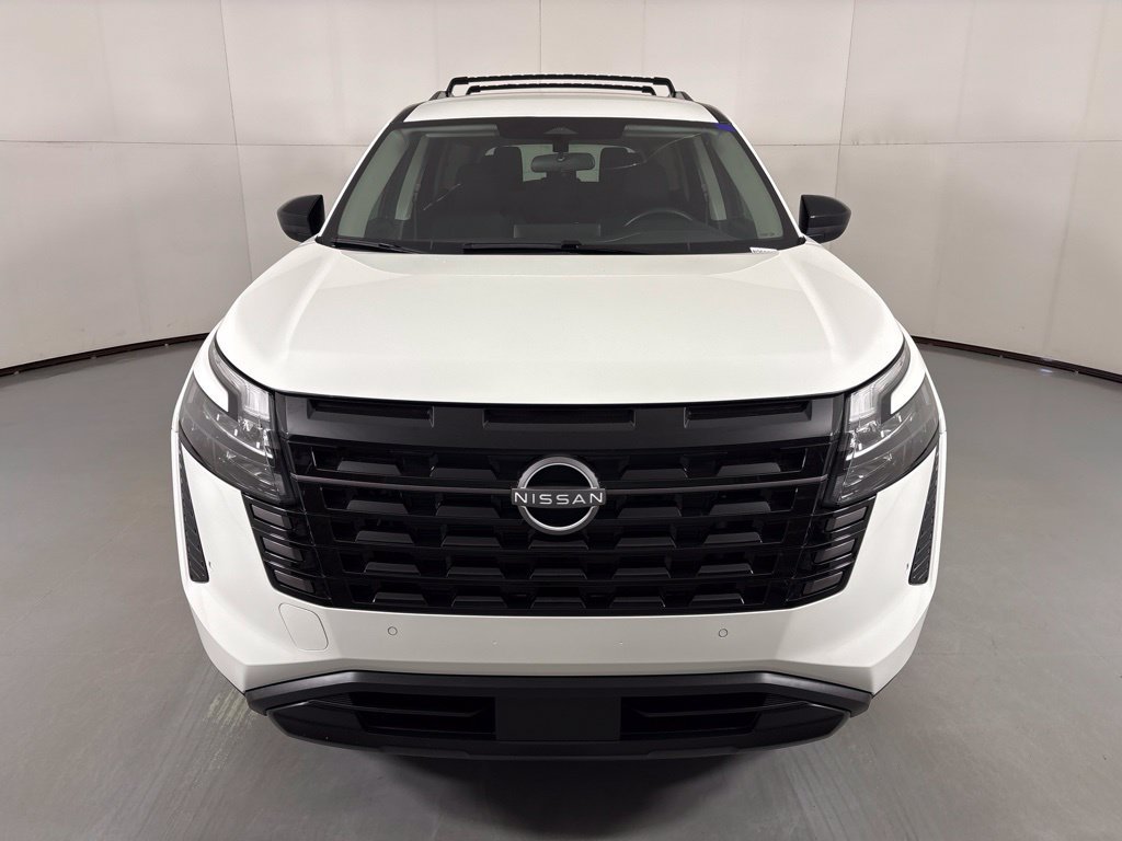 Certified 2026 Nissan Pathfinder SV FWD image 3