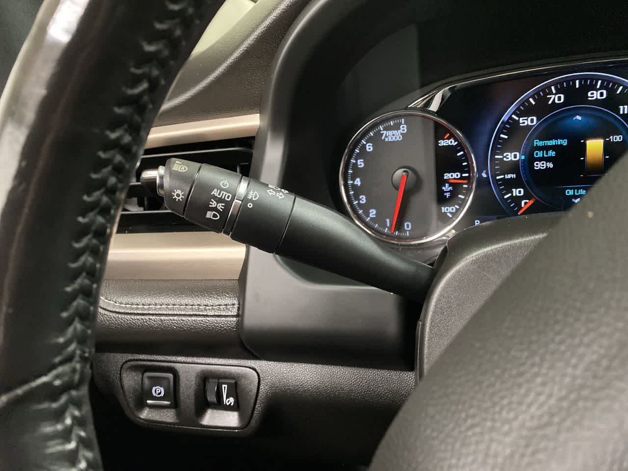 Used 2018 GMC Acadia Denali w/ Technology Package image 23