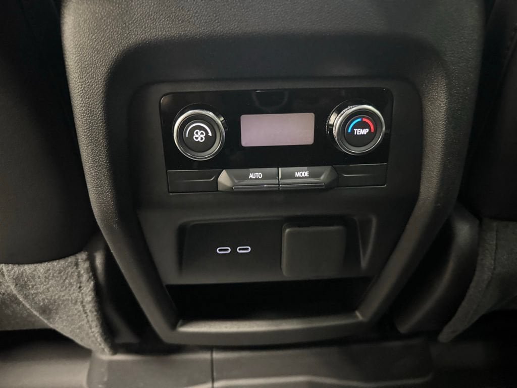New 2026 Buick Enclave Sport Touring w/ Power Package FWD image 34