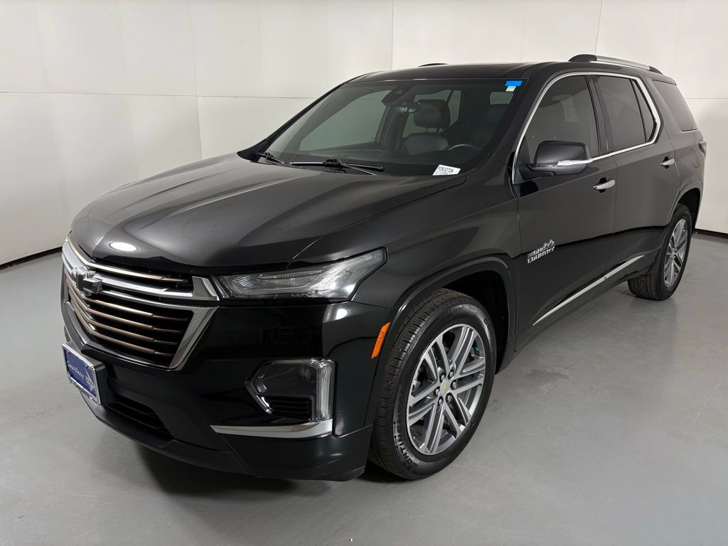 Used 2023 Chevrolet Traverse High Country w/ LPO, Floor Liner Package image 4